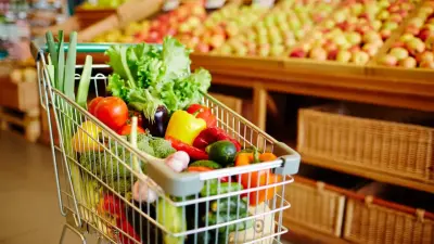 Рост цен на продукты в Казахстане: из подорожавшего в феврале статистики выделили лишь кукурузу