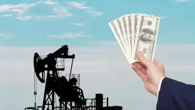 Рост цен на нефть: в каком случае казахстанцам могут повысить зарплаты