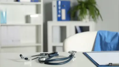 Выдавать бессрочные лицензии медорганизациям перестанут в Казахстане: когда это случится