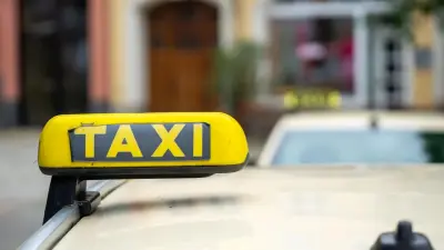 Порядок работы водителей и курьеров упростят с 2026 года: что изменится