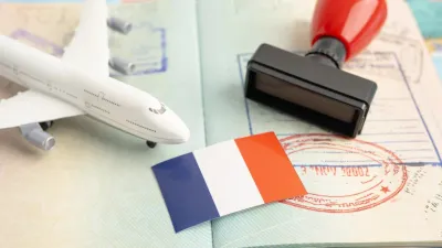В МИД назвали причины задержек и отказов в выдаче виз казахстанцам в Европу и США