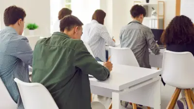 Олимпиада по финграмотности и цифровой безопасности среди старшеклассников стартовала в Казахстане