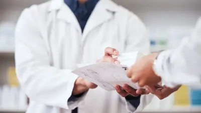 Без удостоверения теперь не купить лекарства? Внесение ИИН в чеки по медуслугам пояснили в КГД