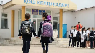 Министр просвещения о тяжёлых рюкзаках школьников: Ввести планшеты – не совсем правильное и затратное решение