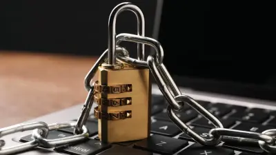 Kundelik получил штраф почти в 3 млн тенге за старую утечку данных школьников