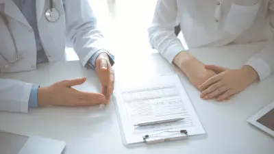 Одна пациентка умерла, вторая в коме: Минздрав РК выяснит, пострадали ли женщины от одного пластического хирурга