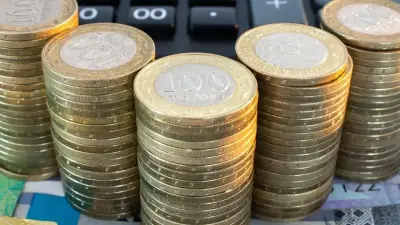 Глава ТОО поднял себе зарплату до 131 млн тенге перед получением контрактов на строительство школ в Алматы