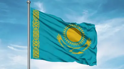 Необходимо поощрять за умение тактично использовать госсимволы – Токаев