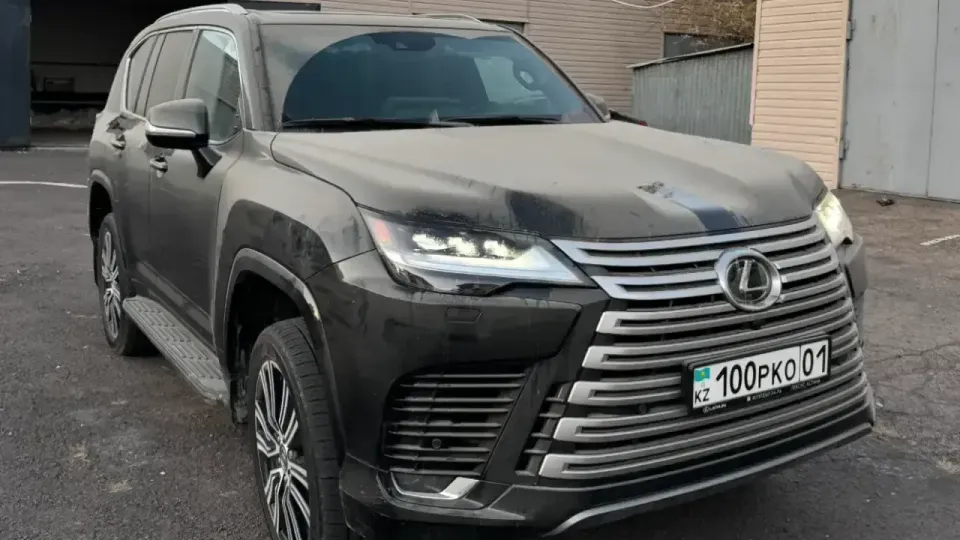 Конфискованный по делу Перизат Кайрат автомобиль / Фото с портала электронных торгов