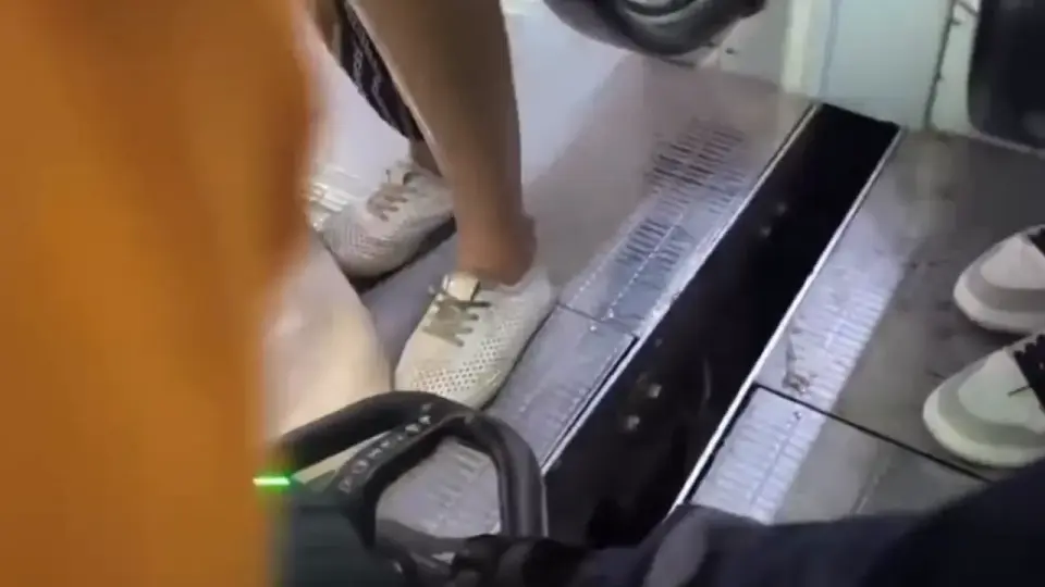 Кадр из видео