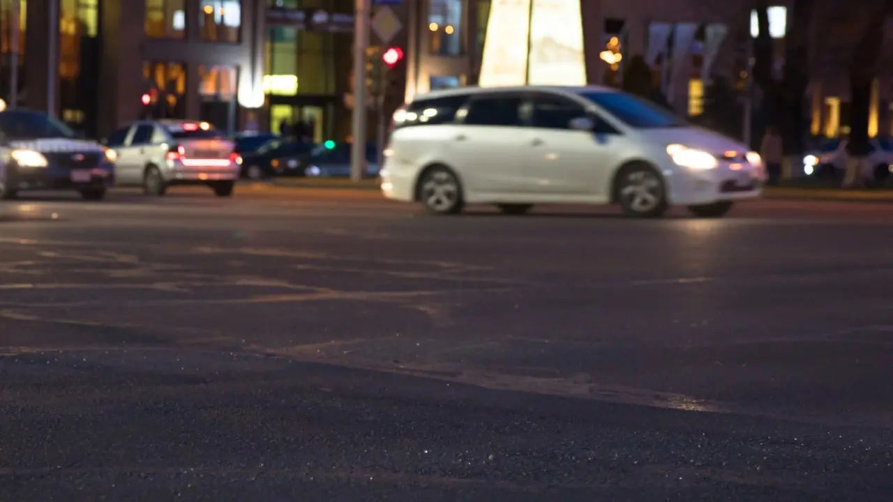 Новые правила обращения с номерами на авто и получения водительских прав вступили в силу в Казахстане