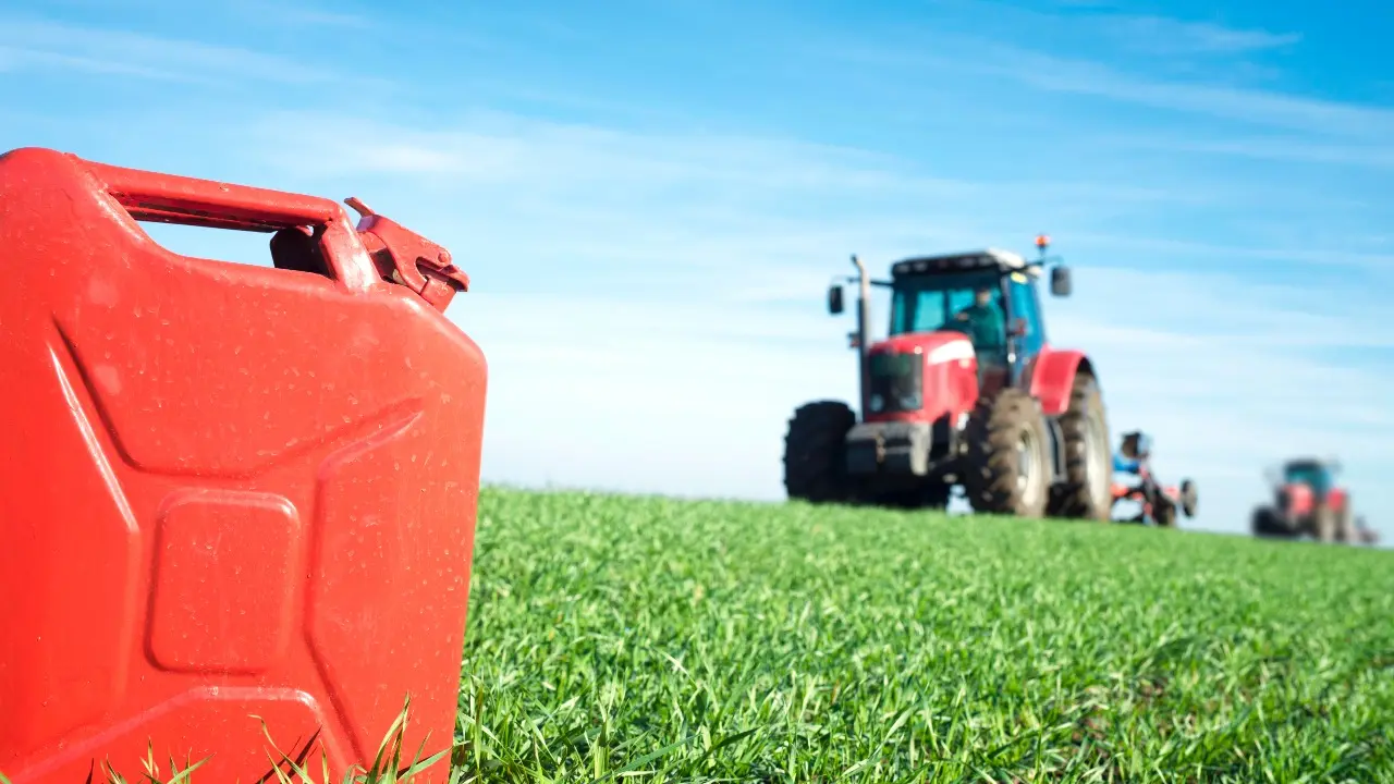 Цена льготного дизеля для фермеров выросла почти на 30 тенге с прошлого года