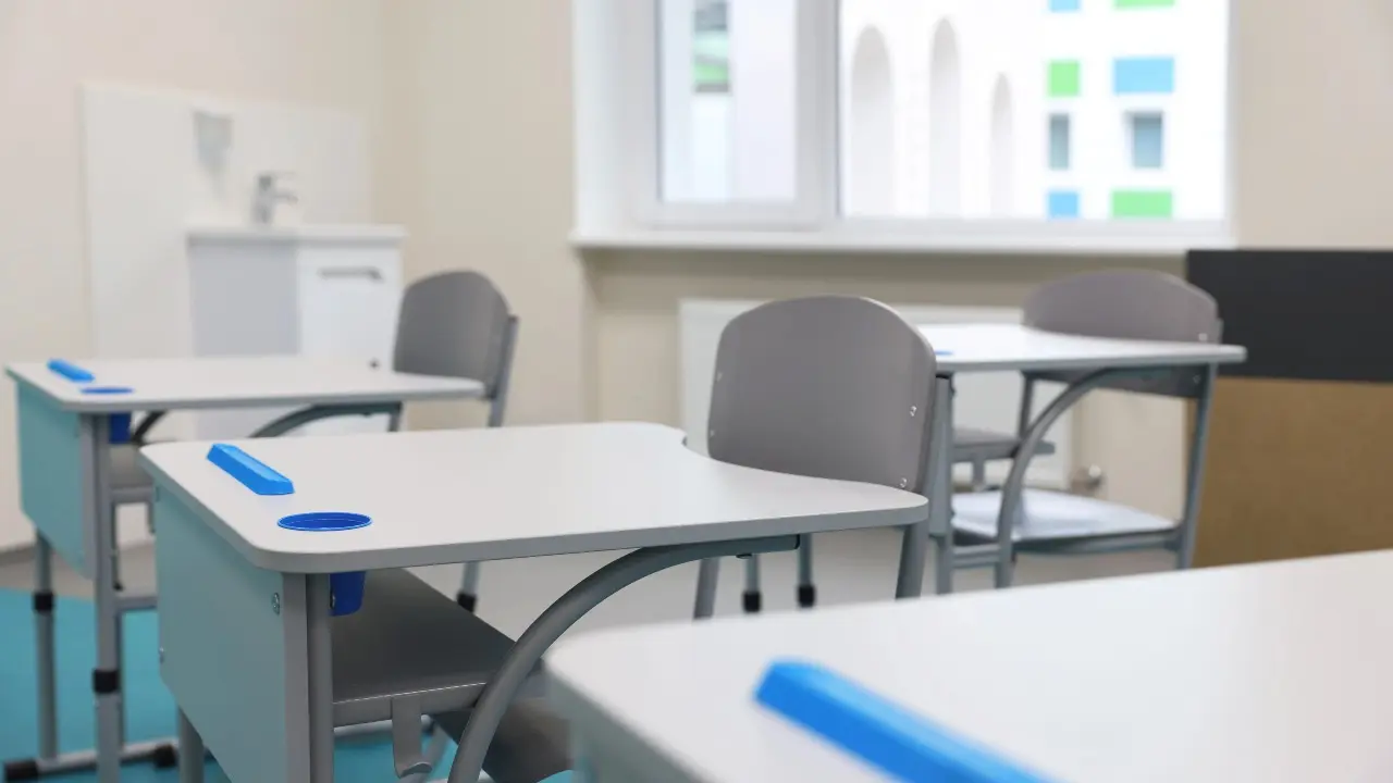 Школьников перевели на дистанционку из-за морозов в нескольких регионах Казахстана