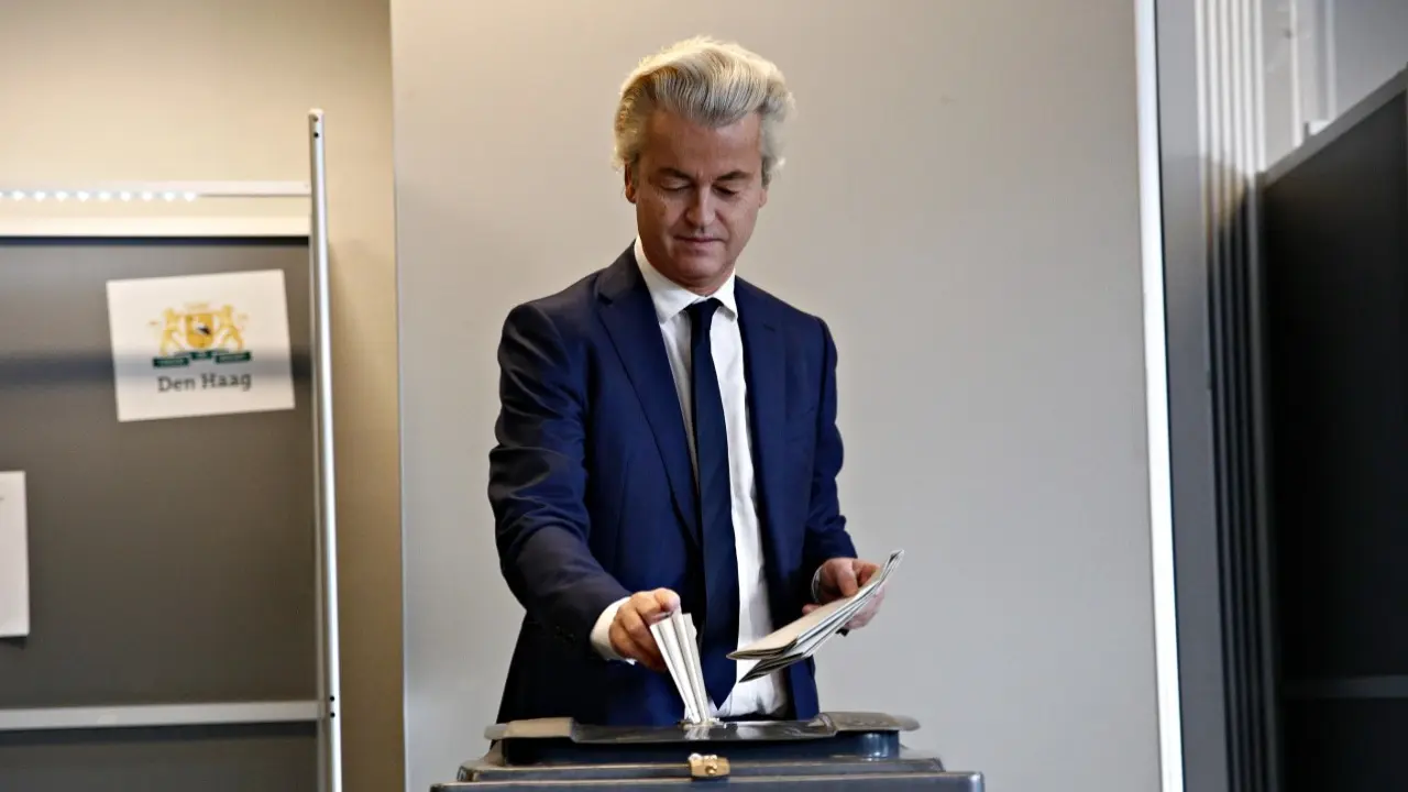 Исторический результат: в Нидерландах самая популярная партия набрала менее 30 мест в парламенте