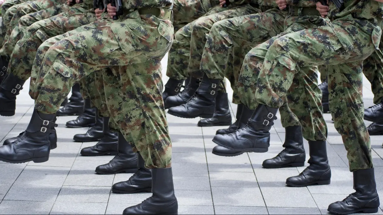 Школы, курсы и цифровые технологии: как Казахстан будет повышать интерес к военной службе