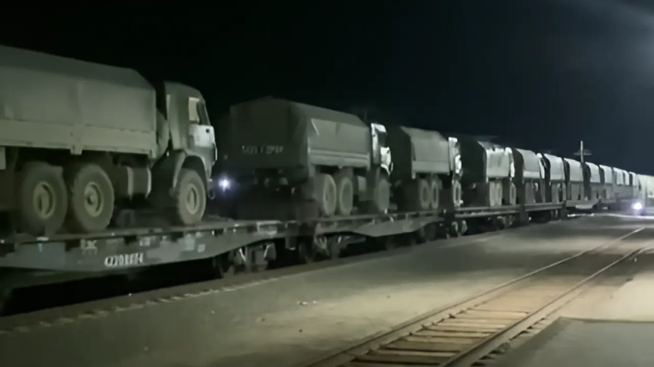 Военную технику заметили в Мангистау: в Минобороны прокомментировали видео