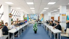 В Атырау состоялась презентация книги президента Республики Казахстан Касым-Жомарта Токаева "Әділетті қоғамға – шыншыл сөз" ("К справедливому обществу – честное слово")