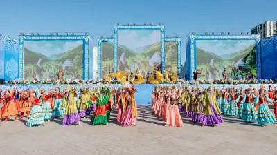 Атыраусцы широко отметили Көрісу күні – Амал мерекесі