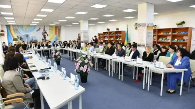 Атырауда сауда нүктелерінде отандық баспалардың кітаптары сатылады