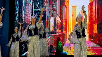 Небо, радость и единство: Шымкент отметил праздник в ярких красках