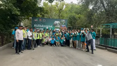 В Шымкенте прошёл общегородской субботник: 172 тонны мусора вывезено в рамках акции "Таза Қазақстан"