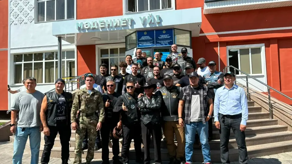 Курултай: в Конаеве около 40 байкеров организовали мотопробег