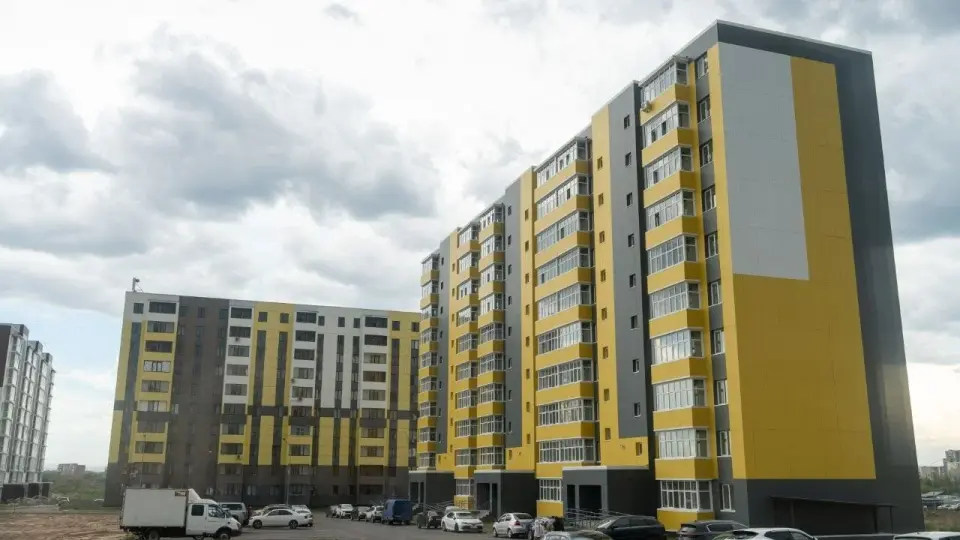 Социальная поддержка в действии: 136 семей получили новое жилье в Усть-Каменогорске