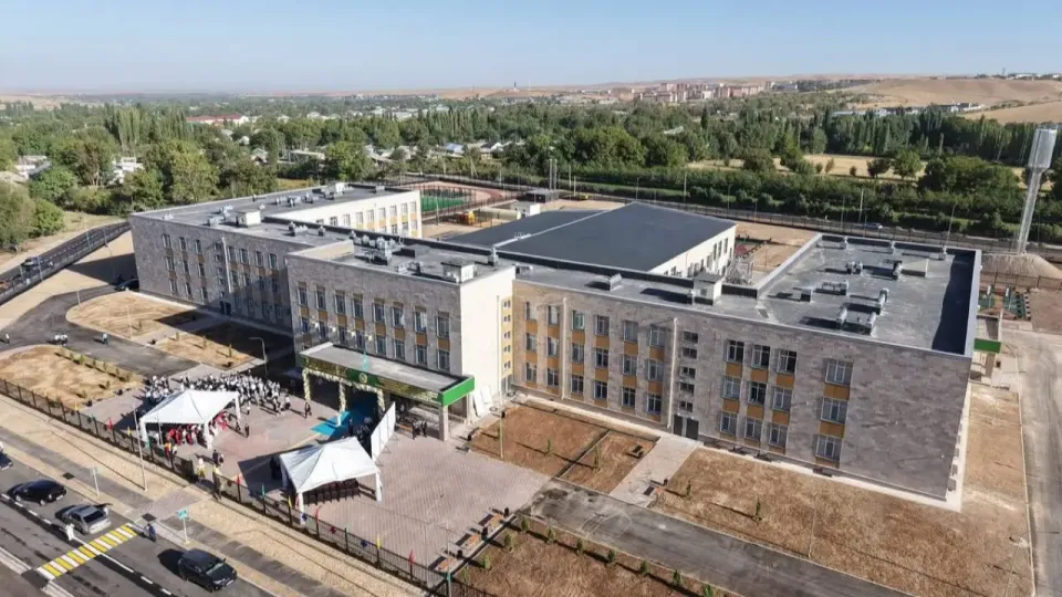 В Туркестанской области отремонтировали 100 школ