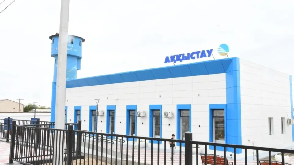 В Курмангазинском и Исатайском районах введены в эксплуатацию новые здания железнодорожных вокзалов