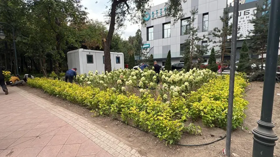 Пешеходная зона вместо летника: в центре Алматы для удобства горожан освободили улицу Карасай батыра