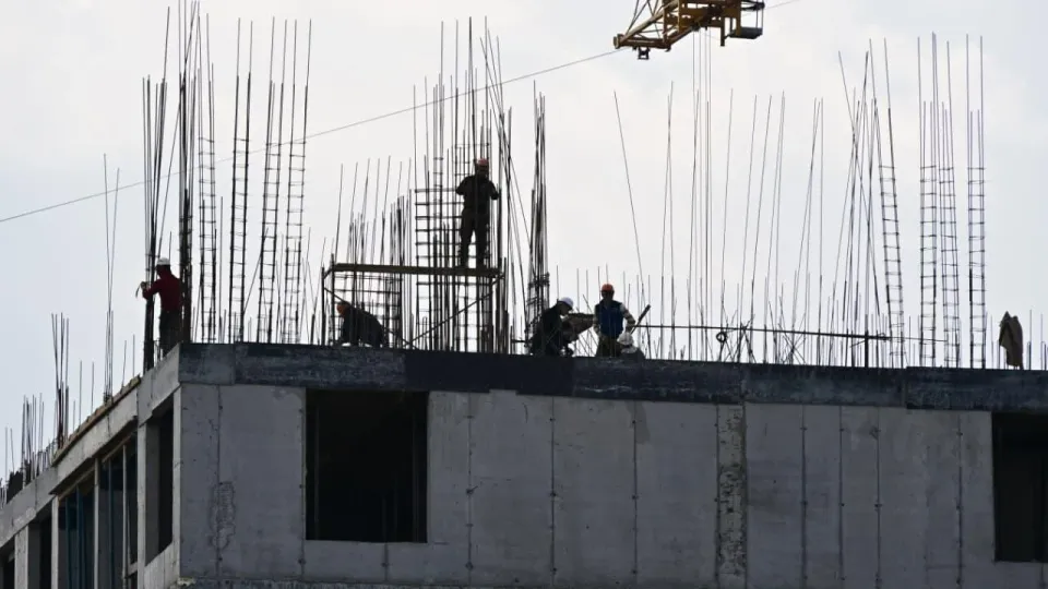 В Алматы усилили контроль за незаконным строительством