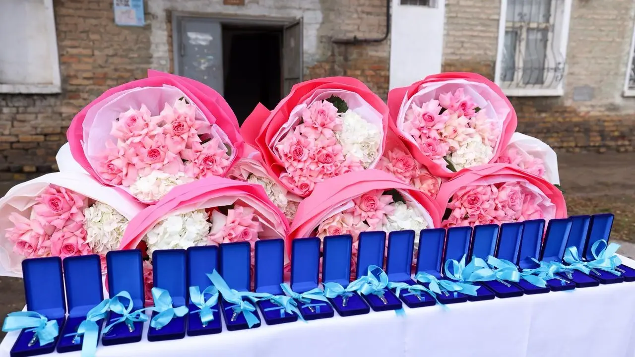 В Шымкенте 20 семей получили новые квартиры в рамках модернизации Зелёной балки