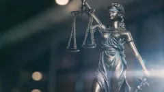 Мужчине вынесли приговор за нападение на судебного пристава в Шымкенте