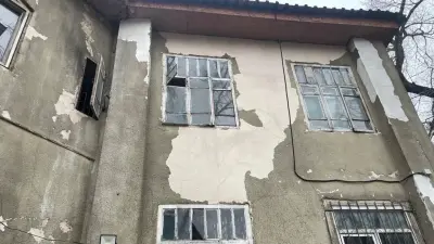 "Восстановлению не подлежит". В Алматы сносят здание бывшей гостиницы "Жетысу"