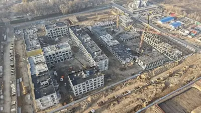 Строительство двух ЖК приостановили в Алматы из-за нарушений