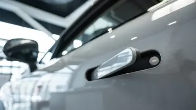 Китай запретил скрытые дверные ручки в автомобилях