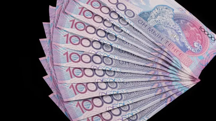 Сотрудница банка сняла 34 млн тенге со счетов клиента в Астане