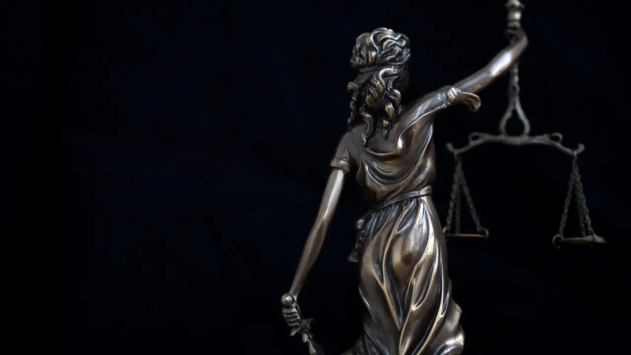 Поджигатель развлекательного центра получил 8 лет заключения в Жаркенте