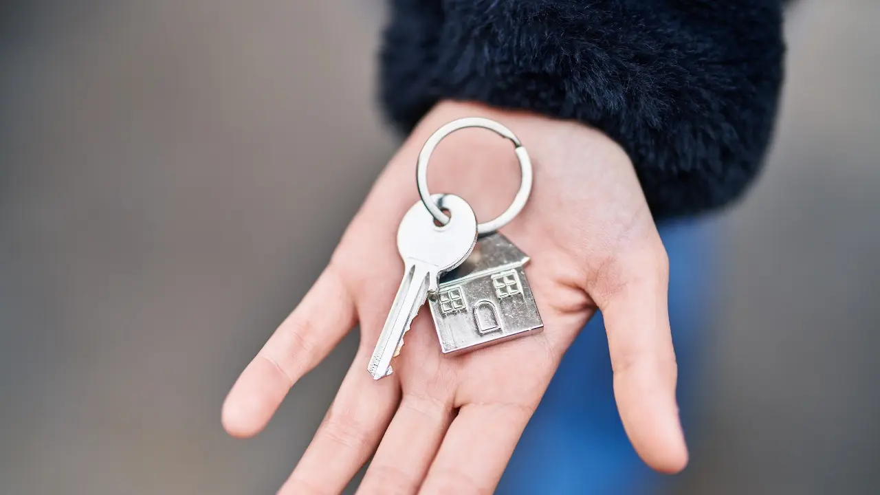 "Резиновую" квартиру с 44 "жильцами" выявили в Алматы