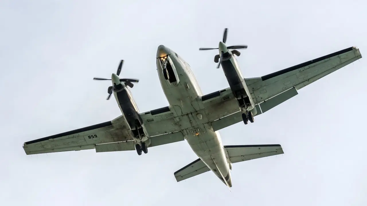 Семь человек погибли при крушении самолёта в Индии