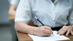 Депутат: Экзамены в НИШ должны проверять потенциал ребенка, а не то, сколько семья потратила на "натаскивание"