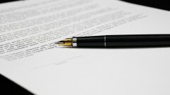 Сенат принял поправки, по которым казахстанцы смогут предоставлять нотариальные документы в онлайн-формате