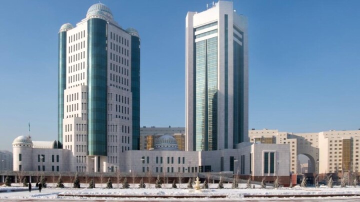 Институт парламентаризма создали в Казахстане