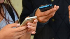 Казахстанцев за рубежом обеспечили бесплатной сотовой связью и интернетом