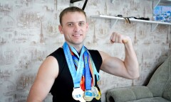 Как казахстанец, прикованный к инвалидной коляске, стал чемпионом