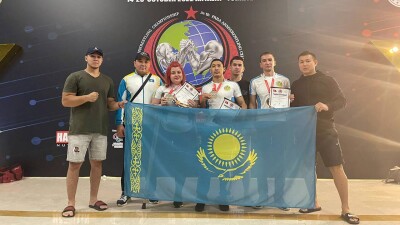 Сборная Казахстана стала первой на чемпионате мира по армрестлингу