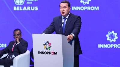 250 казахстанских компаний представили продукцию на промышленной выставке "Иннопром" в Екатеринбурге