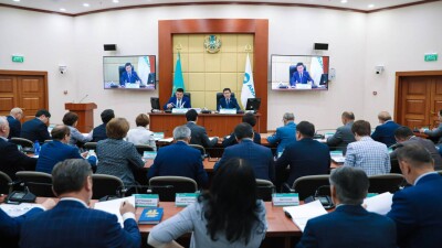 Ерлан Кошанов: "Люди ждут исполнения каждого пункта нашей предвыборной программы"