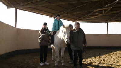 Иппотерапия, жасыл технологиялар және жаңа жобалар. "Атырау. Шағын ел" әлеуметтік ауылы қалай дамып жатыр?