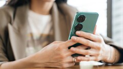 Тонкий, зелёный и делает такие классные селфи! Обзор смартфона HUAWEI nova 12 SE